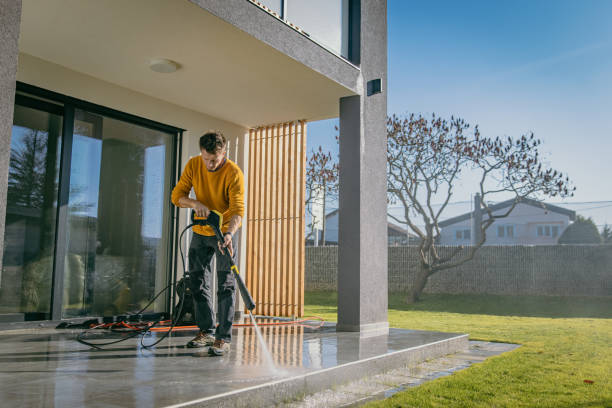 Best Animal Enclosure Cleaning  in Lawrenceburg, KY
